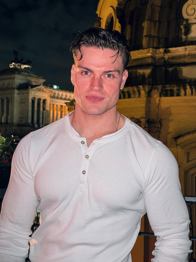 Guglielmo Coiro editorial fashion model photoshoot brand collaboration